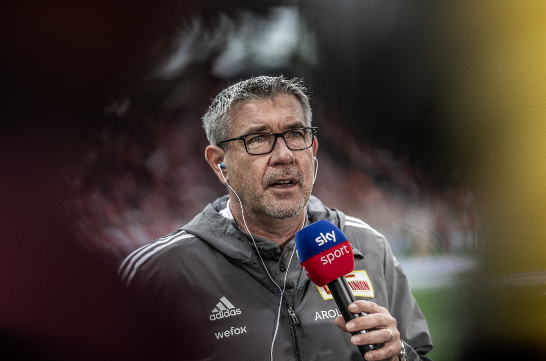 向被视作足 向被视作足