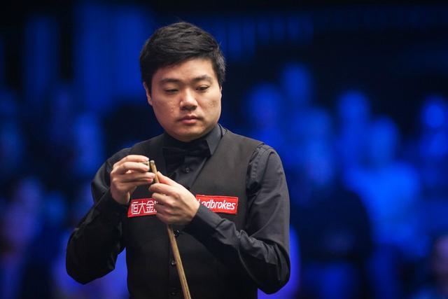 在对阵波鸿 在对阵波鸿